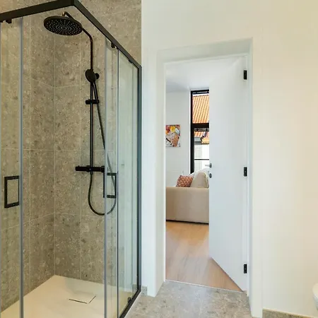 Design Modern Nabij Centrum خنت